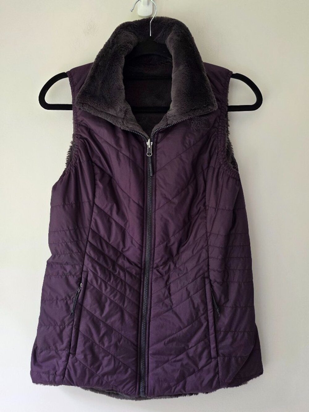 The North Face Mossbud Insulated Reversible Vest Purple | Small | EUC Soft Fuzzy
